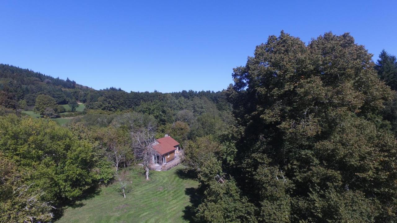Petite Maison Conjat Saint-Julien-le-Petit Kültér fotó